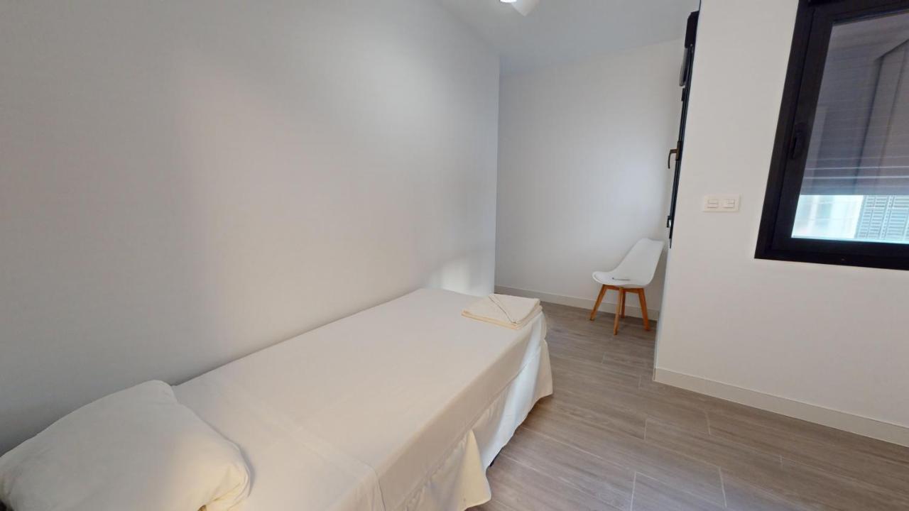 Alicante Colorful Center Bajo Apartment Exterior photo