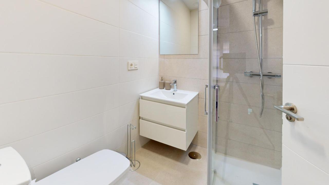Alicante Colorful Center Bajo Apartment Exterior photo